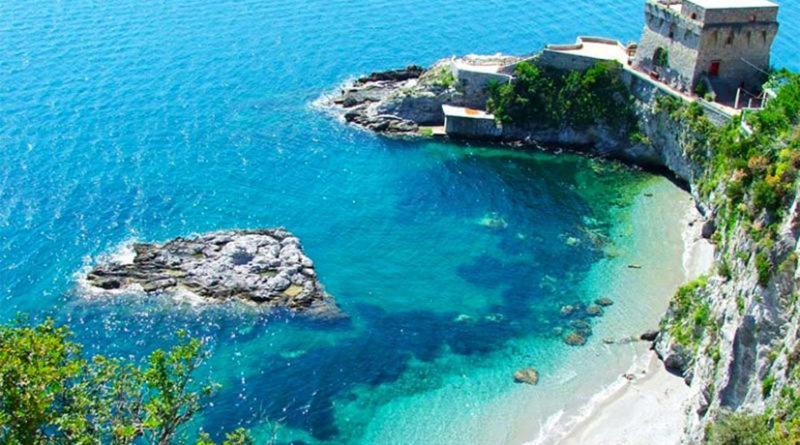 Oasi Al Centro Con Parcheggio Bed & Breakfast Salerno Luaran gambar