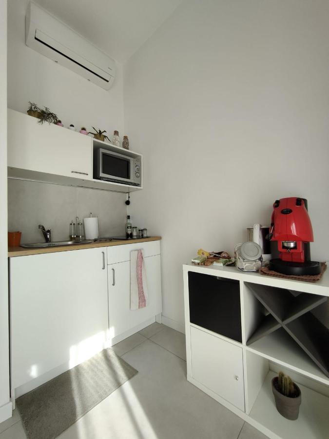 Oasi Al Centro Con Parcheggio Bed & Breakfast Salerno Luaran gambar